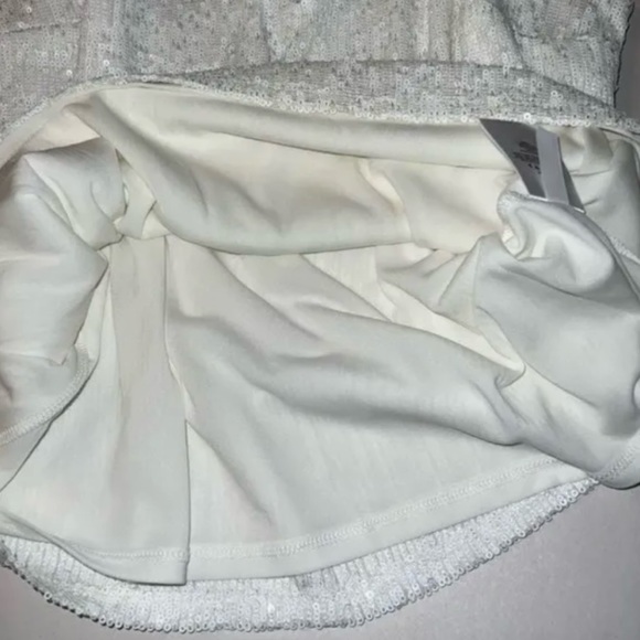 Express Sequin Cami Womens M White VNeck Tank Top Adjustable Straps NWT - Picture 7 of 7